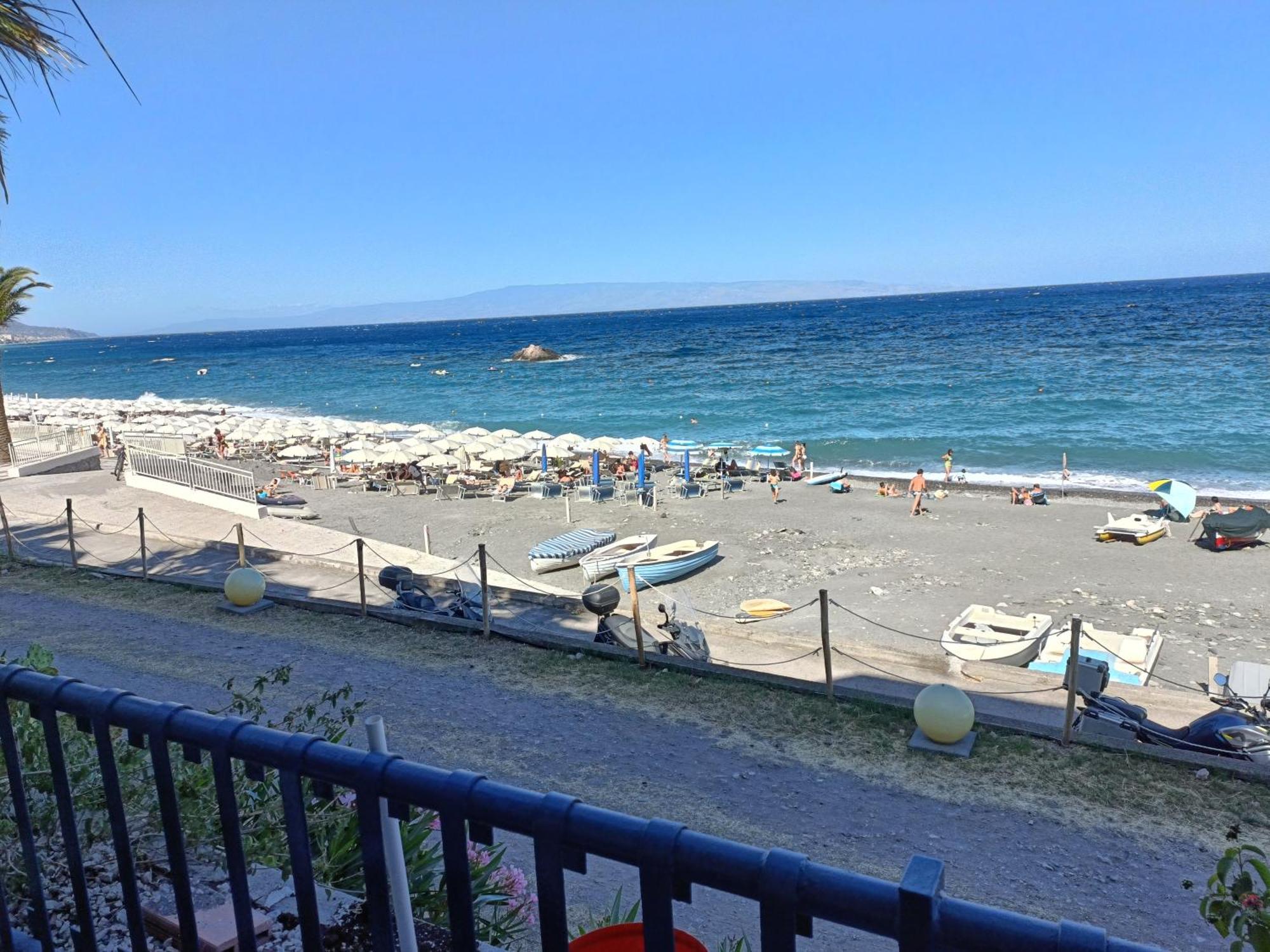 Casa Vacanze Margarita SantʼAlessio Siculo 외부 사진
