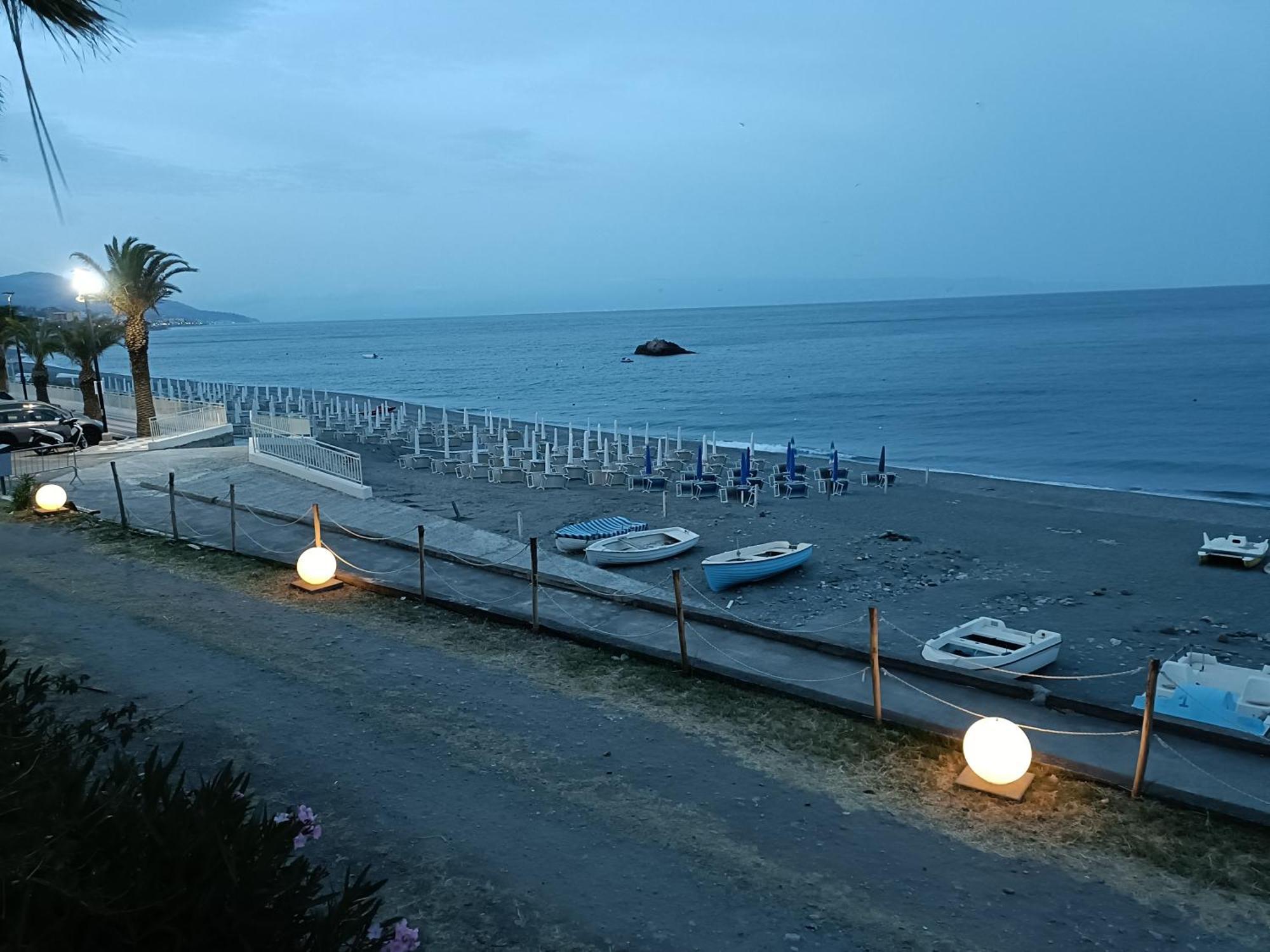Casa Vacanze Margarita SantʼAlessio Siculo 외부 사진